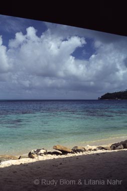 French Polynesia_279-68-21