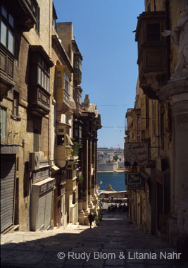 Malta_387-109-27